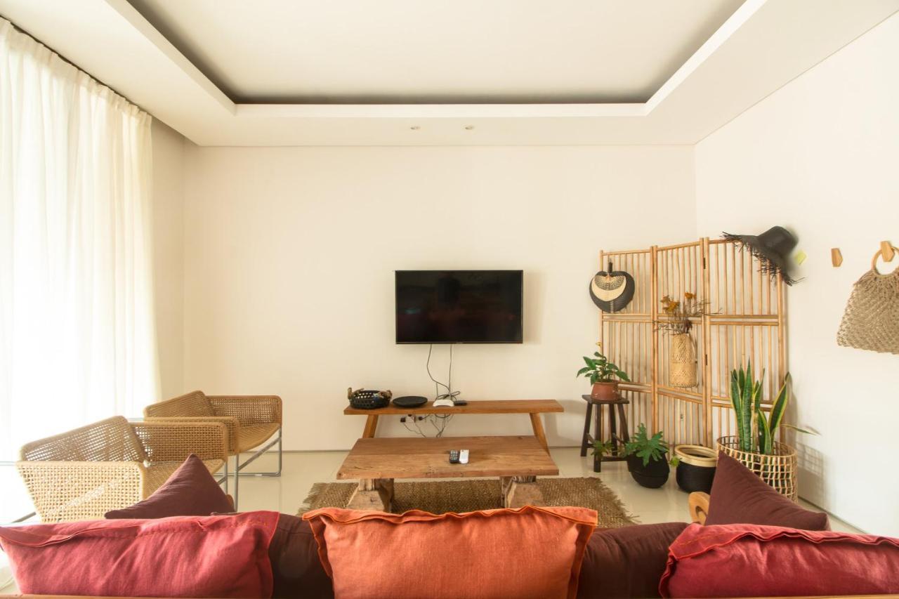 Pelangi 148 Beach Suites Seminyak Zewnętrze zdjęcie