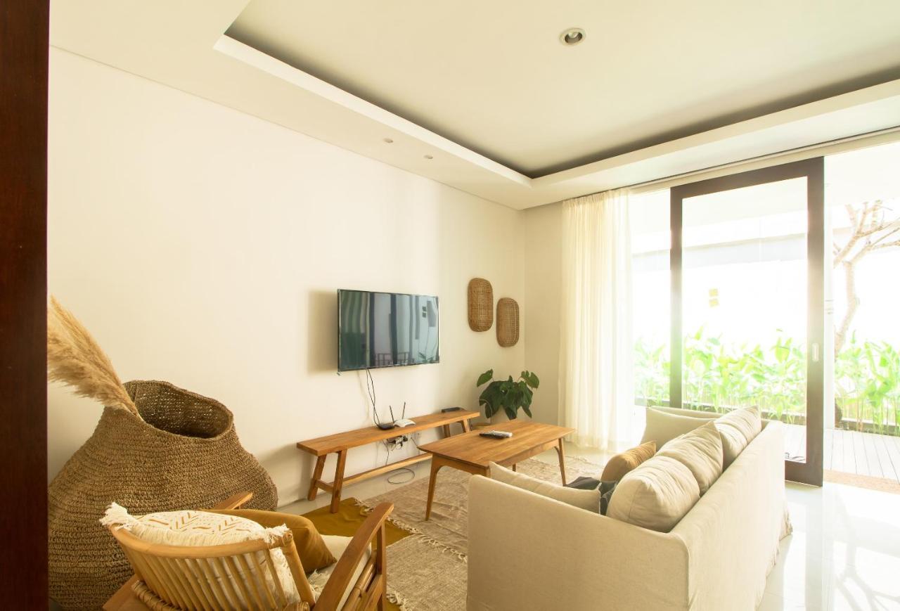 Pelangi 148 Beach Suites Seminyak Zewnętrze zdjęcie
